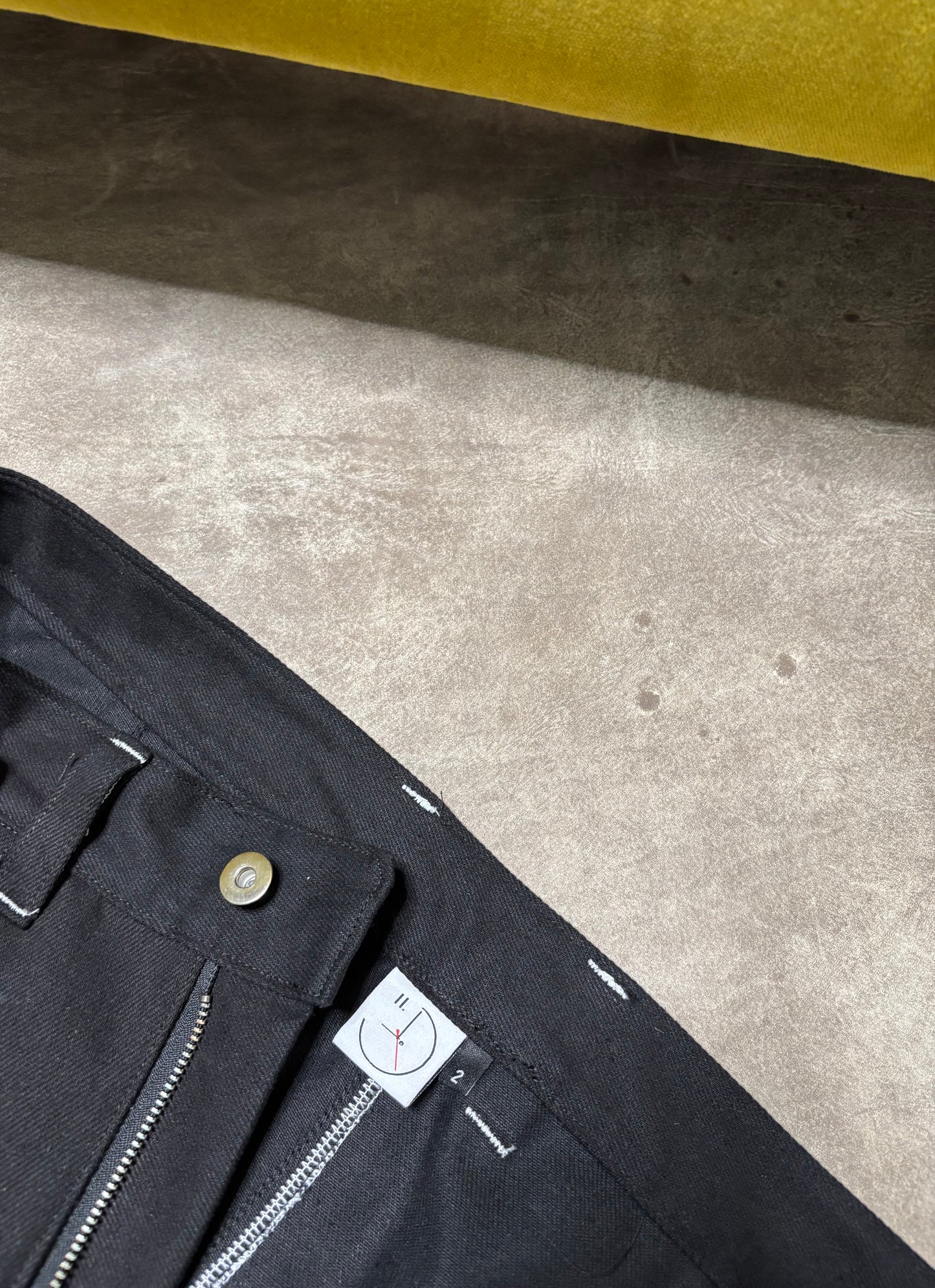CLASSIC TROUSERS